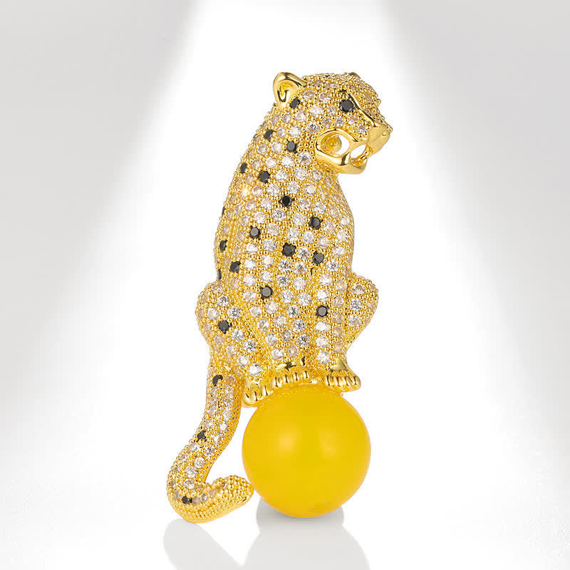 Broche de perlas con forma de pantera jaguar para hombre