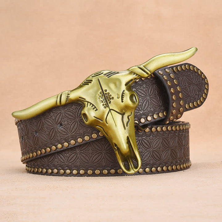Cinturón de cuero con remaches de cabeza de ganado estilo western para hombre