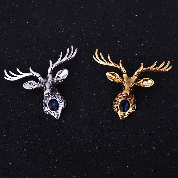 Broche de ciervo con gema azul majestuosa para hombre
