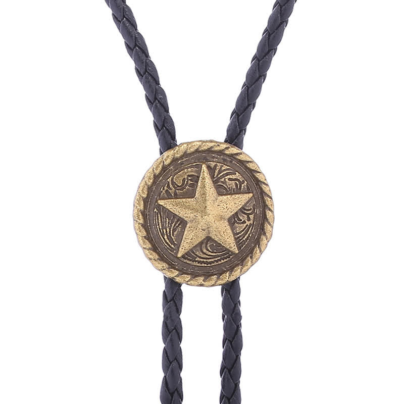 Corbata de bolo con cordón de cuero trenzado y estrella de cinco puntas