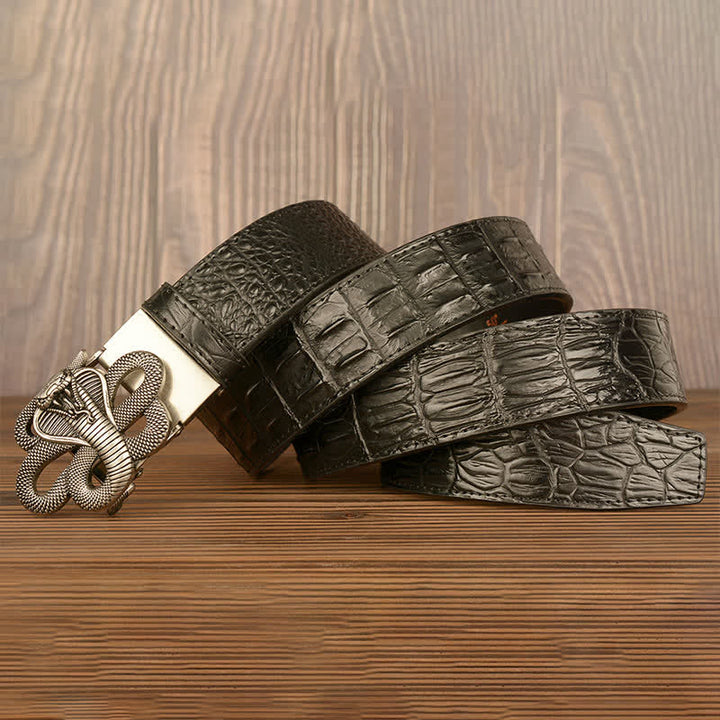 Cinturón de piel de cocodrilo con diseño de cobra rizada para hombre