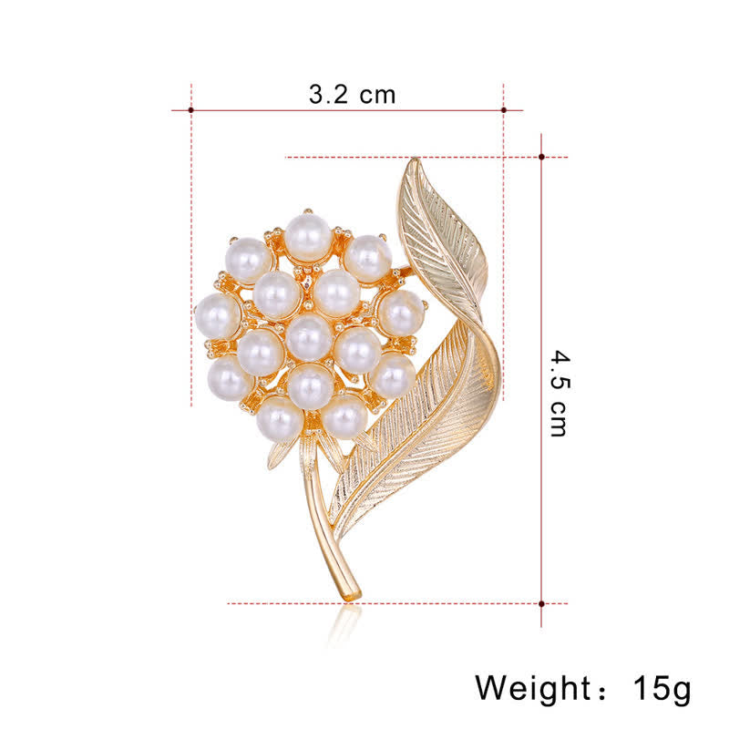 Broche de perlas con flores frescas para mujer