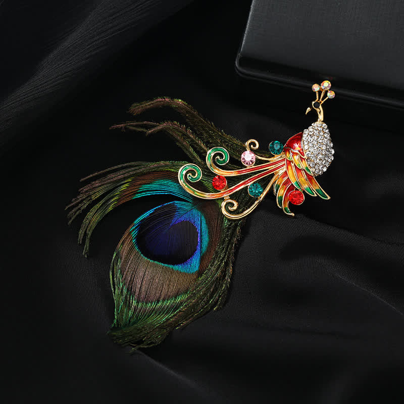Broche étnico colorido de plumas de pavo real para mujer