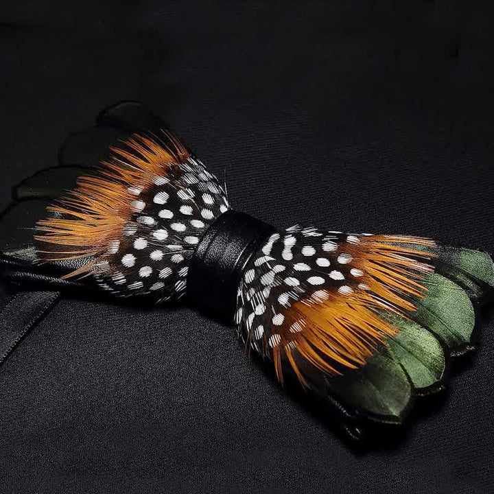 Colección de pajaritas clásicas de plumas verdes