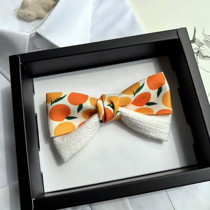 Pajarita con frutas tropicales de color naranja para hombre