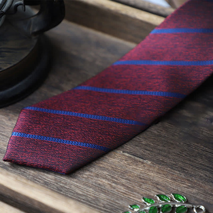 Corbata formal clásica de rayas para hombre