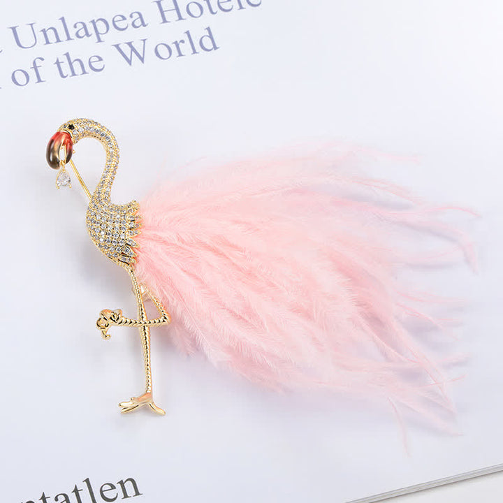 Broche de plumas de circonita y flamenco brillante