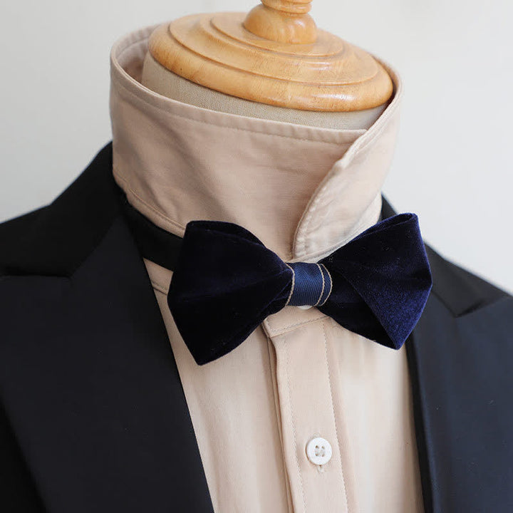 Pajarita de terciopelo retorcido de estilo avanzado para hombre