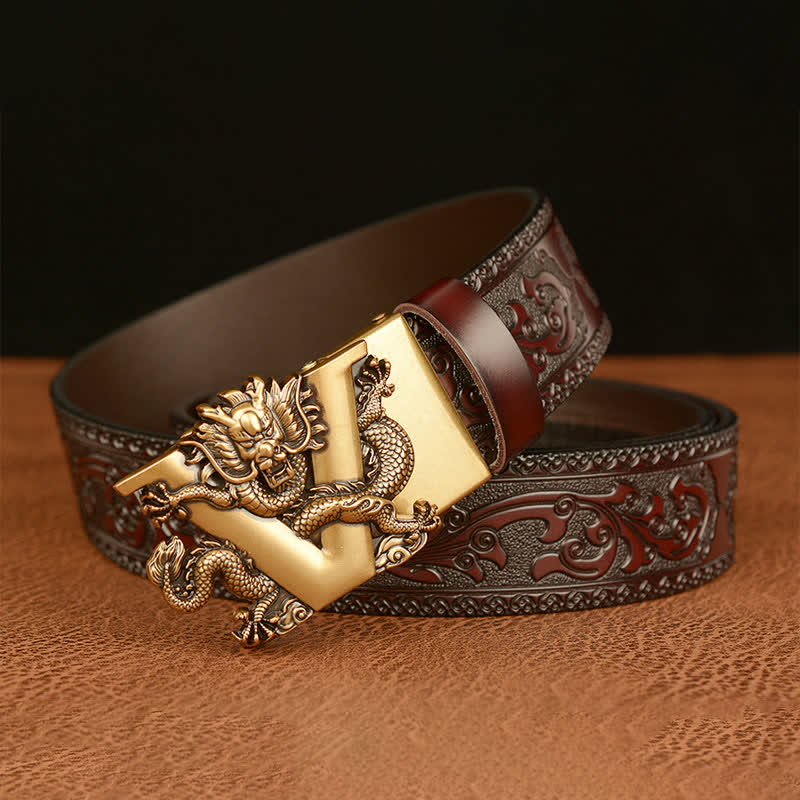 Cinturón de cuero con estampado de dragón y letra V para hombre
