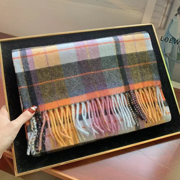 Bufanda unisex de cuadros grandes y cálidos de Lamb Edinburgh - image 33
