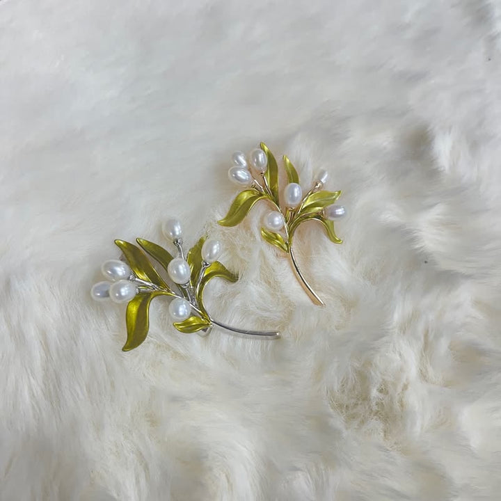 Broche de rama de olivo con perla natural para mujer
