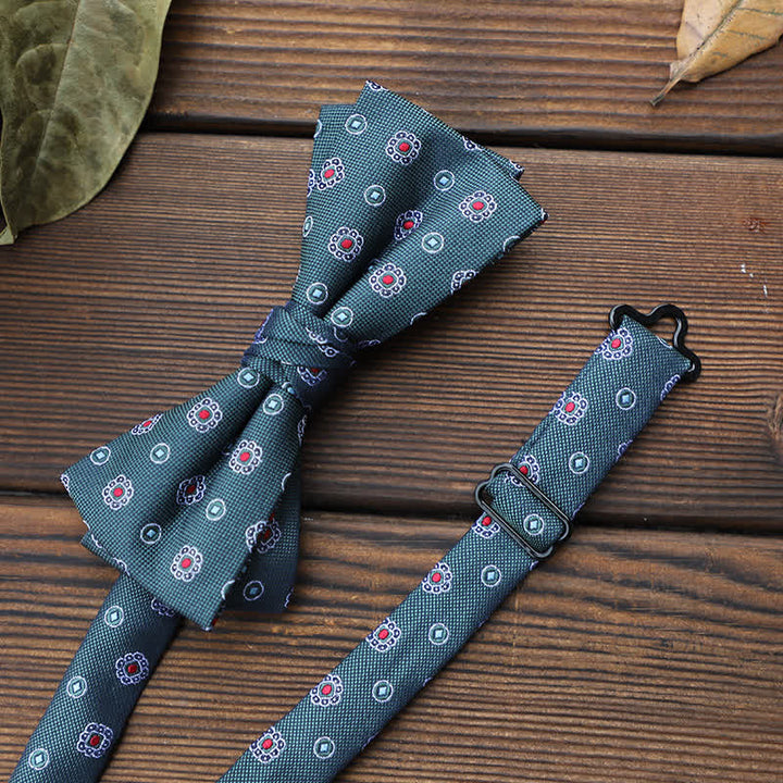 Pajarita floral con rayas británicas para hombre