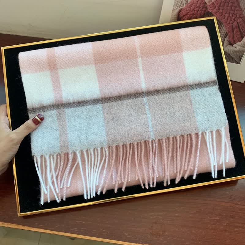 Bufanda unisex de cuadros grandes y cálidos de Lamb Edinburgh - #24 - image 42