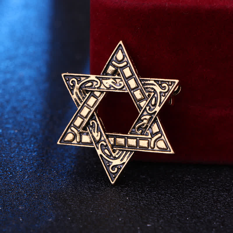 Broche de estrella de David tallado para hombre