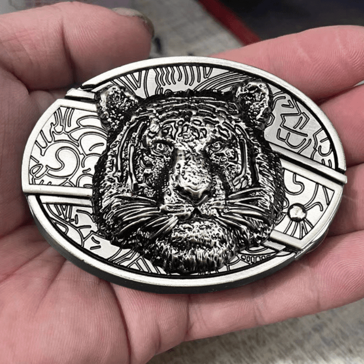 Cinturón de cuero con cuchillo plegable oculto con cabeza de leopardo para hombre