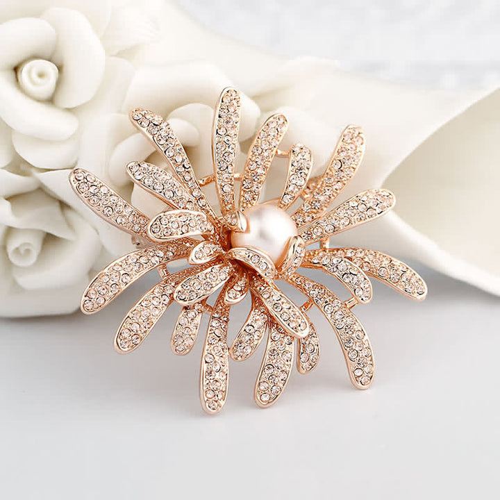 Broche de perlas con flores coralinas para mujer
