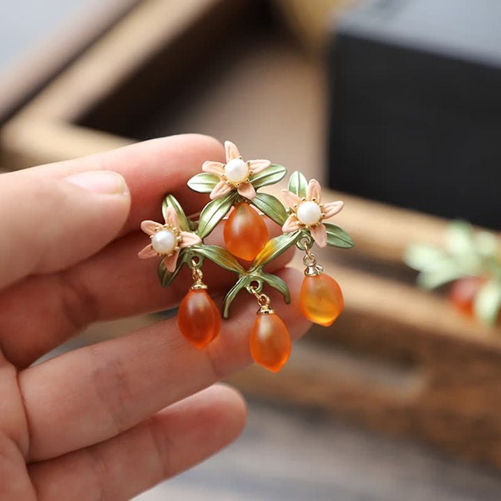 Broche pastoral de naranja y bayas para mujer